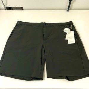 Vuori Men’s Fleet Shorts in Oregano XXL